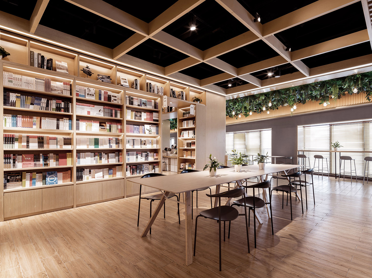 半山裝飾：合肥辦公樓裝修，設計施工一體化(圖2)