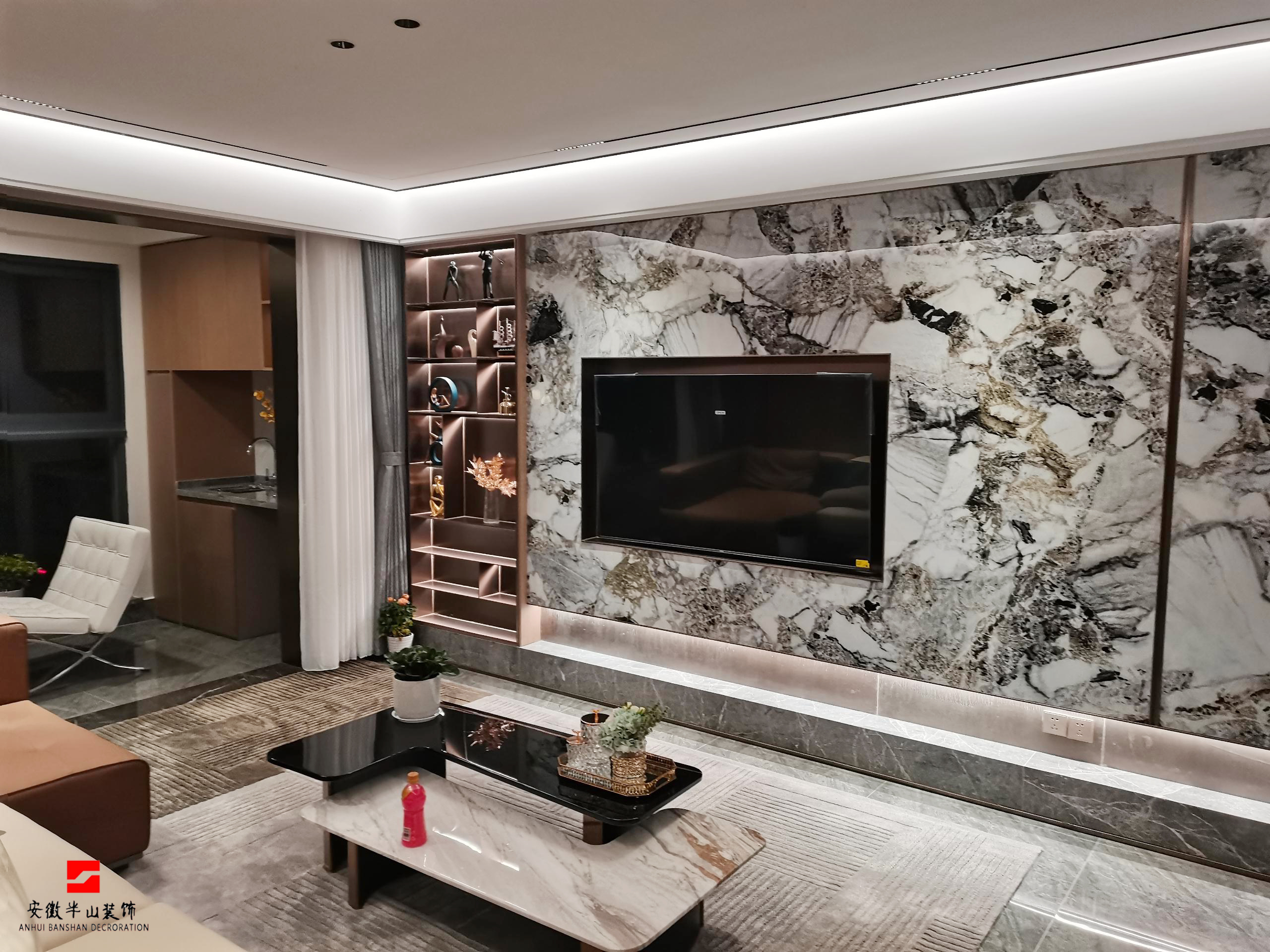 淮北.華松蘭墅香汐B戶型輕奢風(fēng)樣板間裝飾工程(圖4) 客廳背景墻.jpg