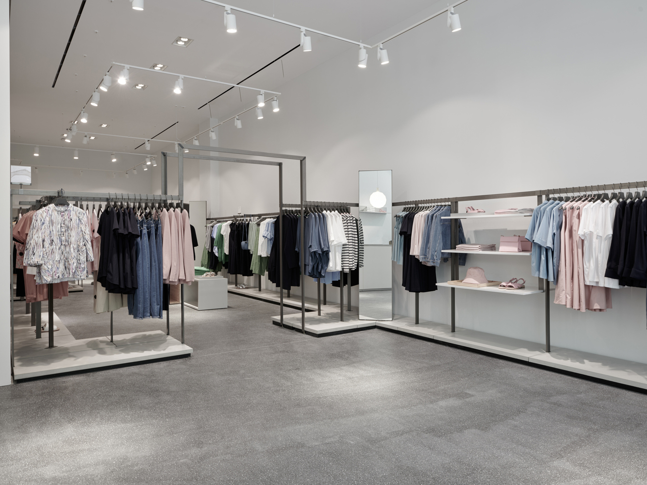 合肥300平方服裝店裝修設(shè)計(jì)項(xiàng)目(圖3) (11) 副本.jpg